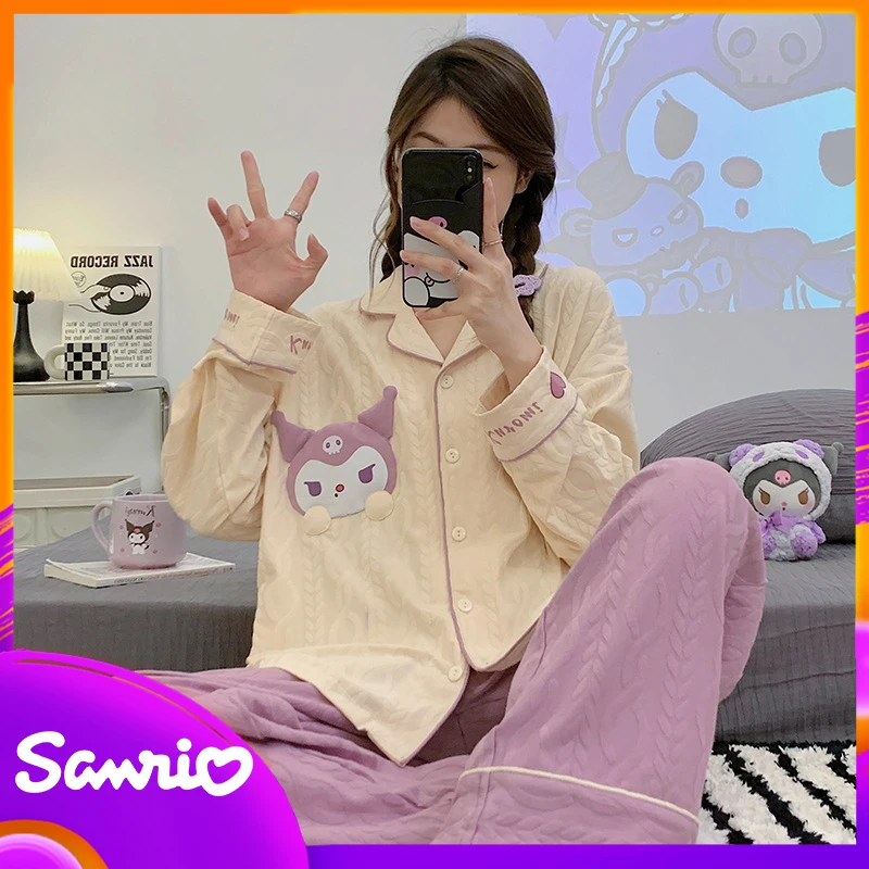Sanrio Long Sleeved Pajamas Pochacco Kuromi Cardigan Sleepwear Female Kawaii Thin Style Women's Home Clothes Anime Cartoon Soft
Sanrio Long Sleeved Pajamas Pochacco Kuromi Cardigan Sleepwear Female Kawaii Thin Style Women's Home Clothes Anime Cartoon Soft