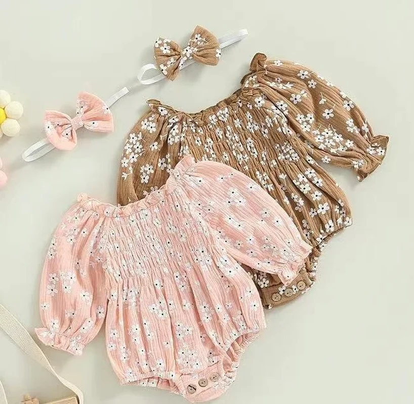 Newborn Girl Soft Comfortaable Romper Outfits Long Sleeve Daisy Floral Printed Pleated Romper with Cute Bowknot Headband Set
Newborn Girl Soft Comfortaable Romper Outfits Long Sleeve Daisy Floral Printed Pleated Romper with Cute Bowknot Headband Set