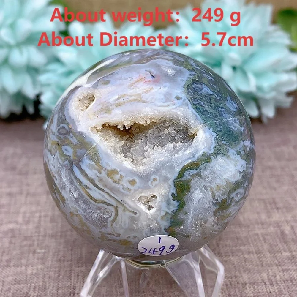 Натуральный кварцевый камень мох агат сфера
Натуральный кварцевый камень мох агат сфера
