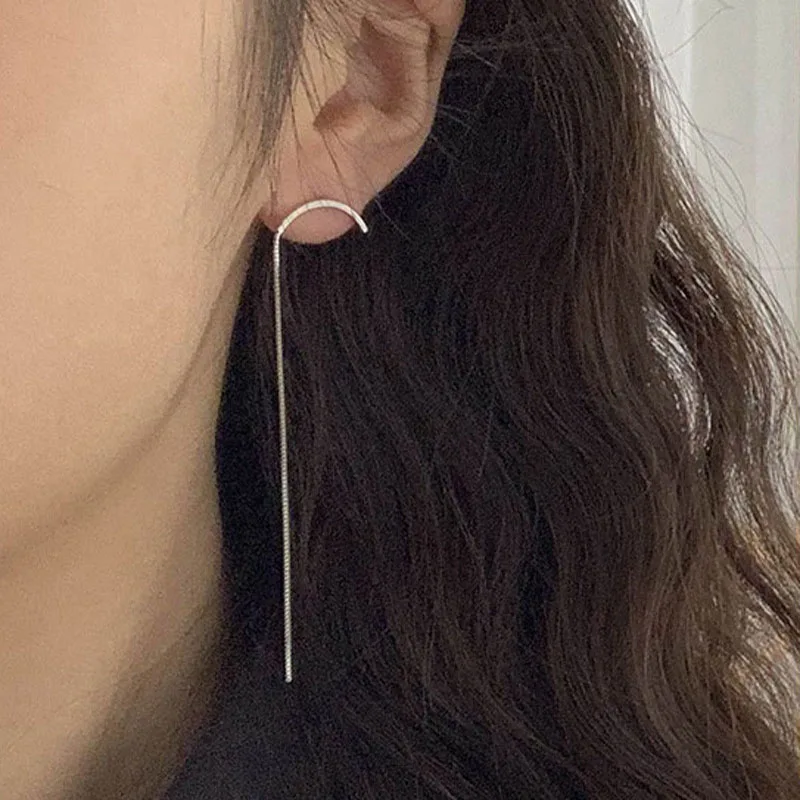 Minimalist Silver Color Stud Earrings for Women Geometric Chic Asymmetry Line Design Long Tassel France Style Fine Jewelry Gifts
Minimalist Silver Color Stud Earrings for Women Geometric Chic Asymmetry Line Design Long Tassel France Style Fine Jewelry Gifts