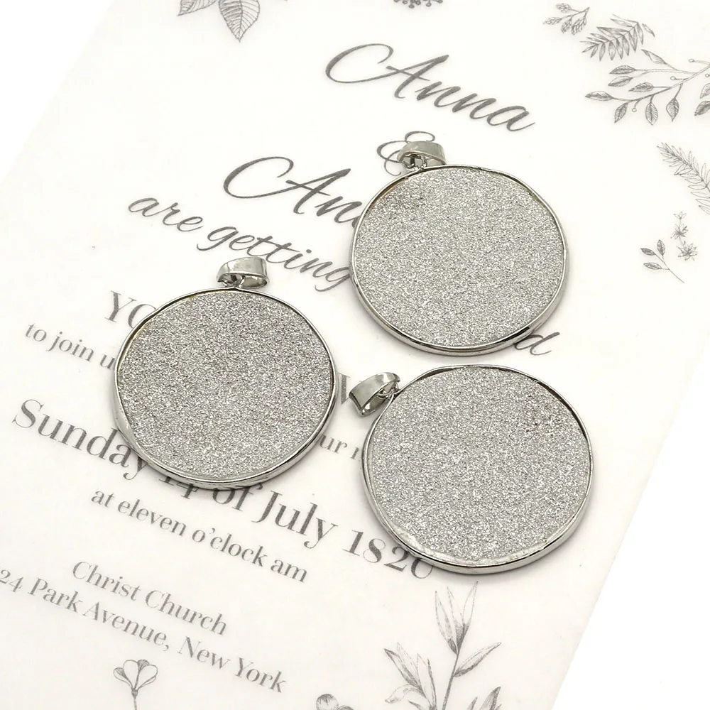 Natural Shell Round Pendants Fashion Jewelry DIY Earrings Necklaces Geometric Accessories Silver Color Disc-shaped Shells Charms
Natural Shell Round Pendants Fashion Jewelry DIY Earrings Necklaces Geometric Accessories Silver Color Disc-shaped Shells Charms