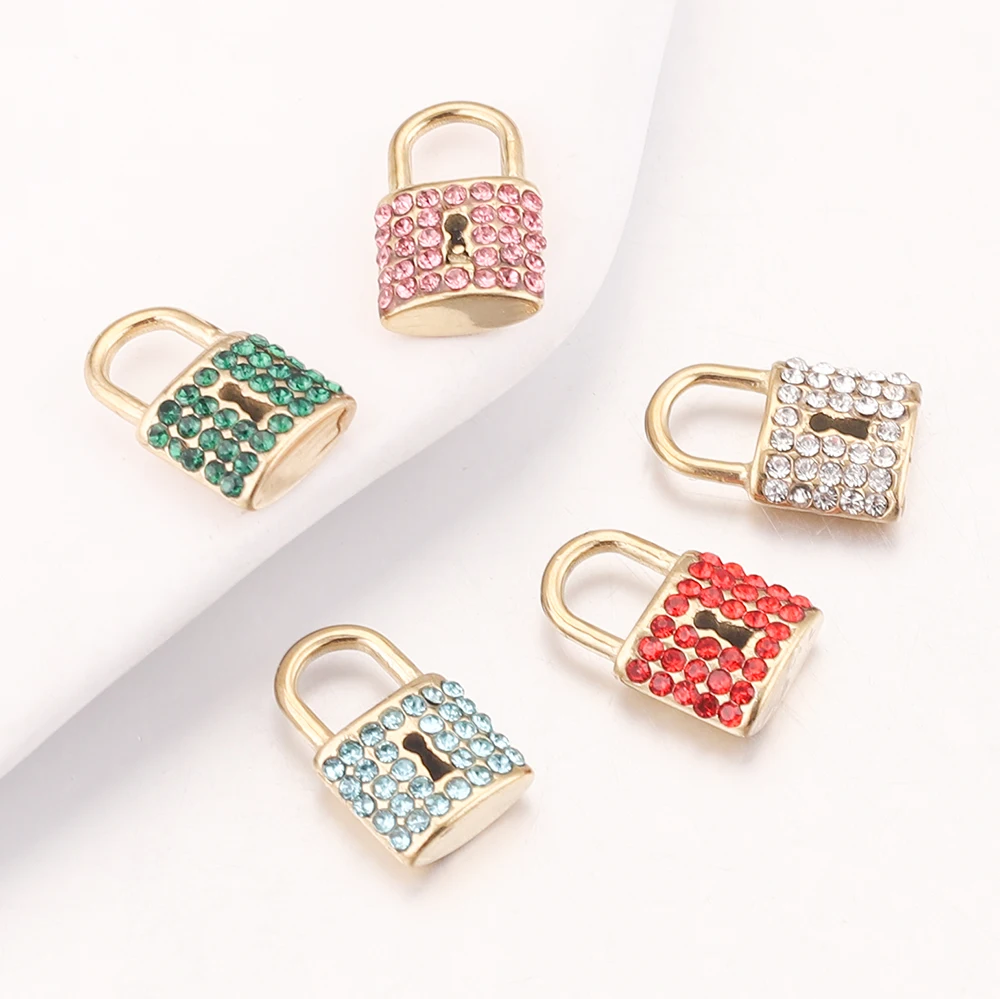 5pcs 8*13mm Gold Zircon Crystal Exquisite Charms Stainless Steel Love Lock Key Pendant for DIY Necklace Bracelet Jewelry Makings
5pcs 8*13mm Gold Zircon Crystal Exquisite Charms Stainless Steel Love Lock Key Pendant for DIY Necklace Bracelet Jewelry Makings