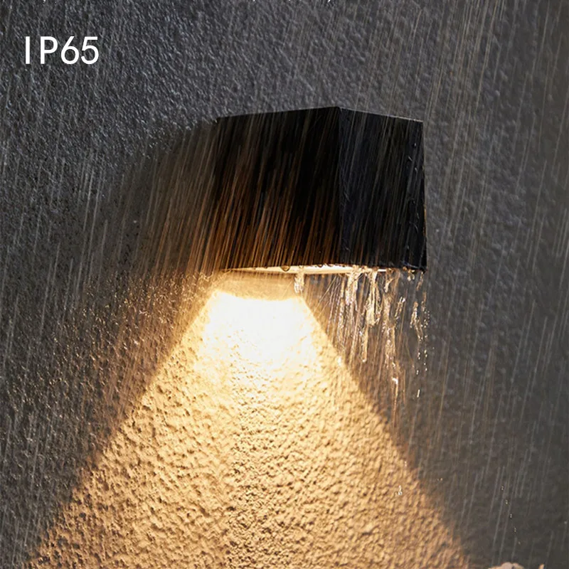 IP65 Waterproof Courtyard Balcony Light Garden Sunlight Sensor Fence Garden Decoration Lamps Square LED Solar Outdoor Wall Lamp
IP65 Waterproof Courtyard Balcony Light Garden Sunlight Sensor Fence Garden Decoration Lamps Square LED Solar Outdoor Wall Lamp