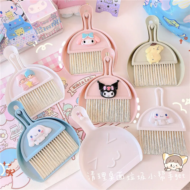 Kawaii Sanrios Kuromi Mymelody Cinnamoroll Pompompurin Cartoon Cute Desktop Cleaning Brush Garbage Bucket Set Girl Birthday Gift
Kawaii Sanrios Kuromi Mymelody Cinnamoroll Pompompurin Cartoon Cute Desktop Cleaning Brush Garbage Bucket Set Girl Birthday Gift