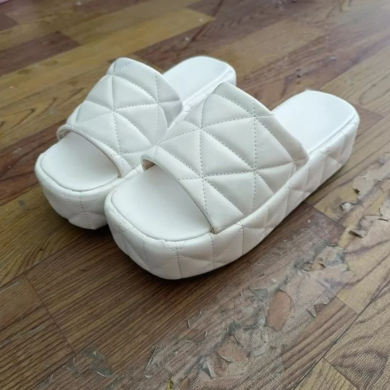 Shoes for Women 2023 New Summer Open Toe Platform Slippers Women Solid Color Casual Beach Slippers Ladies Zapatillas De Mujer
Shoes for Women 2023 New Summer Open Toe Platform Slippers Women Solid Color Casual Beach Slippers Ladies Zapatillas De Mujer