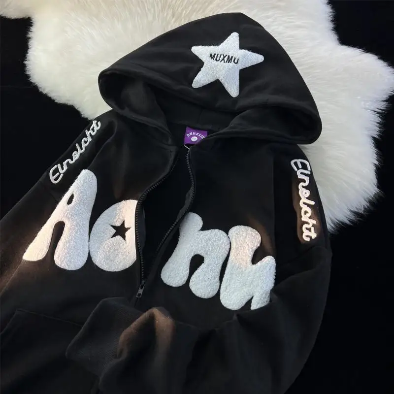 Y2K zip up hoodie Harajuku American-style retro High Street Embroidery stars Zipper hoodie women loose lazy style chic coat top
Y2K zip up hoodie Harajuku American-style retro High Street Embroidery stars Zipper hoodie women loose lazy style chic coat top