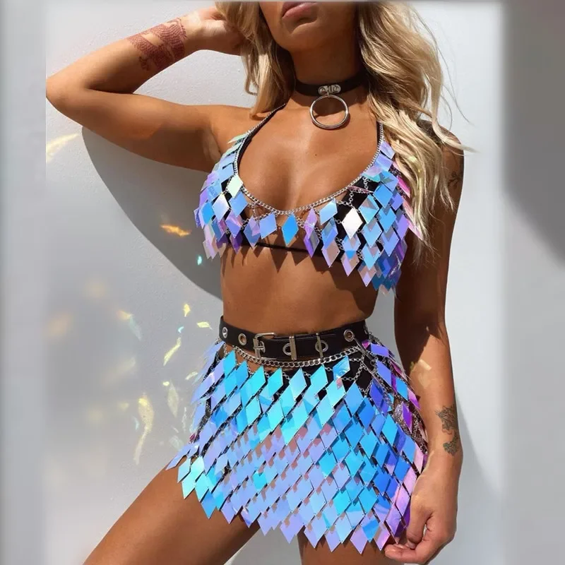 Sequins Lady Outfits Halter V-Neck Backless Camis Sexy Hollow Out Mini Skirt Summer Fashion Rave Festival Body Chain Set
Sequins Lady Outfits Halter V-Neck Backless Camis Sexy Hollow Out Mini Skirt Summer Fashion Rave Festival Body Chain Set