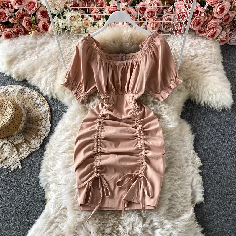 Женское мини-платье с квадратным вырезом, облегающее Плиссированное короткое платье с коротким рукавом и завязками на ягодицах, лето 2021 
Женское мини-платье с квадратным вырезом, облегающее Плиссированное короткое платье с коротким рукавом и завязками на ягодицах, лето 2021