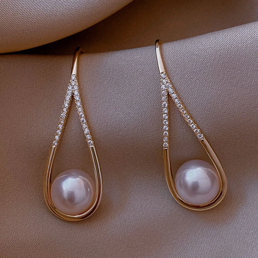 Exquisite Geometric Waterdrop Drop Earrings for Women Korean Fashion Imitation Pearl Heart Flower Earring Luxury Wedding Jewelry 
Exquisite Geometric Waterdrop Drop Earrings for Women Korean Fashion Imitation Pearl Heart Flower Earring Luxury Wedding Jewelry