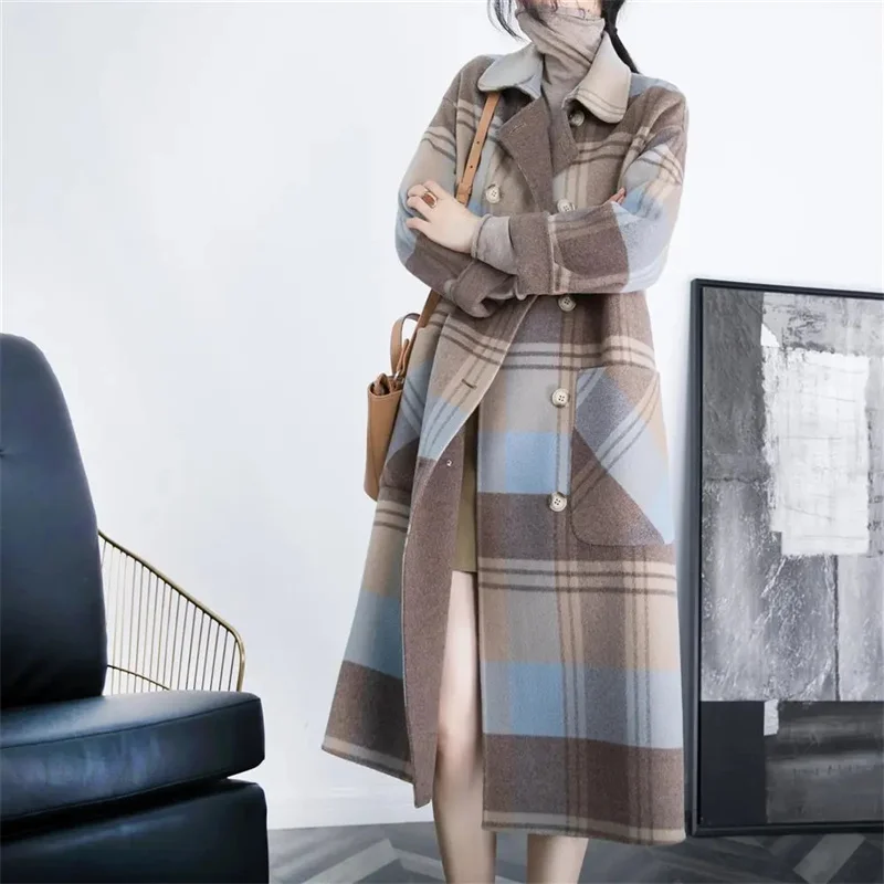 Plaid Woolen Coat women's Mid-Length 2023 Winter New Double Breasted Large Pocket Loose Woolen Black Women's Over Knee Overcoat
Plaid Woolen Coat women's Mid-Length 2023 Winter New Double Breasted Large Pocket Loose Woolen Black Women's Over Knee Overcoat
