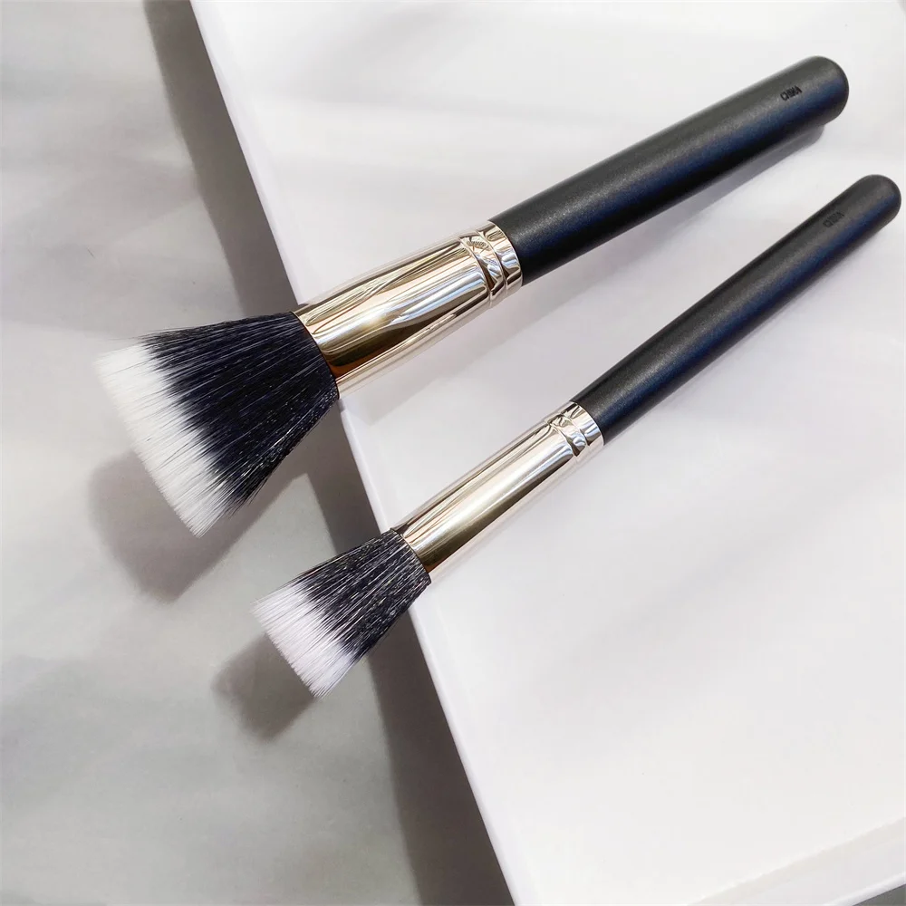 YAHLIGS The duo fiber face brush 187/188 large/small-multi-purpose light face powder foundation cream contour brush
YAHLIGS The duo fiber face brush 187/188 large/small-multi-purpose light face powder foundation cream contour brush