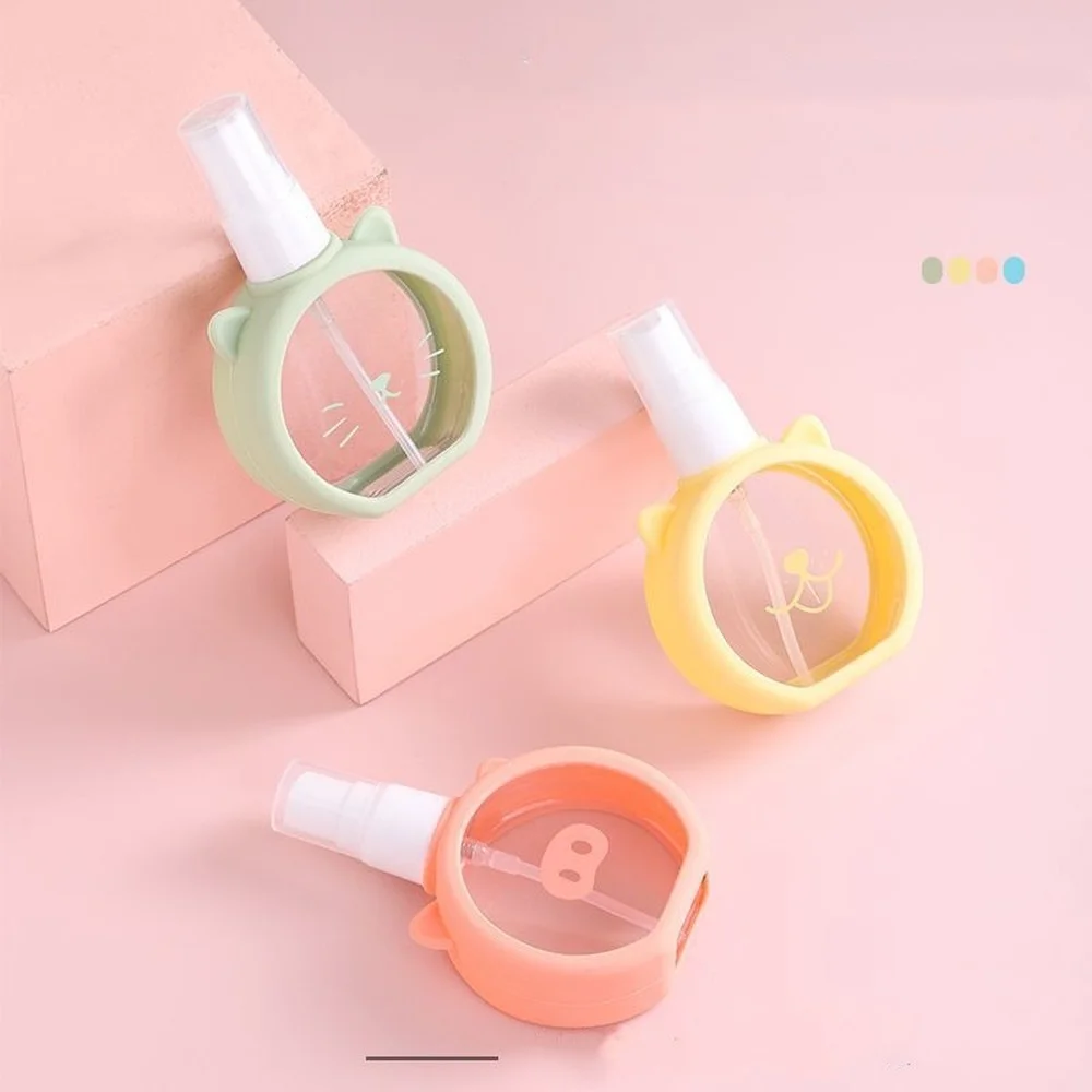 55ml Cartoon Cat Small Spray Refillable Bottle Disinfection Alcohol Fine Makeup Bottle Cute Silicone Cover Perfume Spray Bottle
55ml Cartoon Cat Small Spray Refillable Bottle Disinfection Alcohol Fine Makeup Bottle Cute Silicone Cover Perfume Spray Bottle