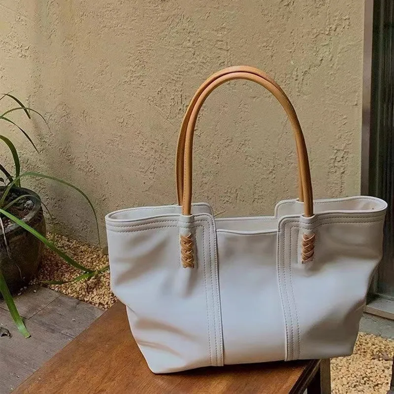 Retro Big Bag Summer Tote Bag Women's Bag Large Capacity Bag 2022 New Fashion Trendy Handbag Solid Color Shoulder Bag Armpit Bag
Retro Big Bag Summer Tote Bag Women's Bag Large Capacity Bag 2022 New Fashion Trendy Handbag Solid Color Shoulder Bag Armpit Bag