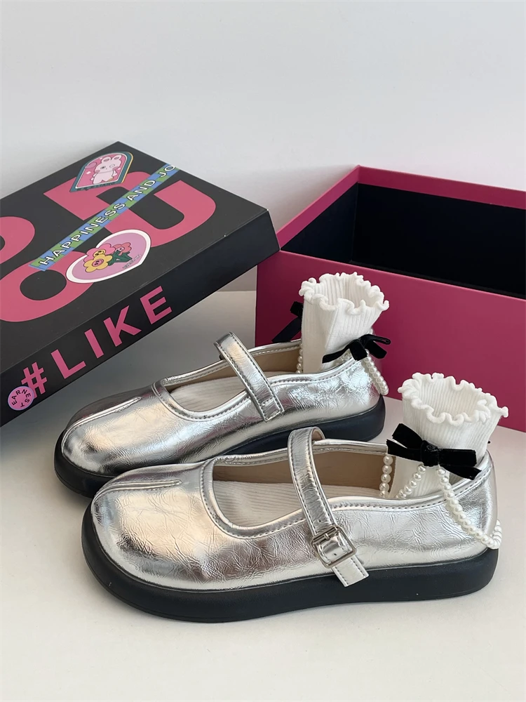 Shallow Mouth Soft Shoes Woman Flats All-Match Dress Summer New Med Mary Janes Rome Rubber Basic PU All-Match Summer Shoes Ladie
Shallow Mouth Soft Shoes Woman Flats All-Match Dress Summer New Med Mary Janes Rome Rubber Basic PU All-Match Summer Shoes Ladie