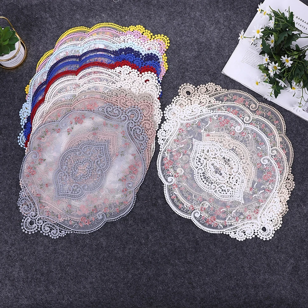 Vintage French Lace Table Cloth Rose Embroidered Tablecloth Pastoral European Style Wedding Party Table Decoration Placemat
Vintage French Lace Table Cloth Rose Embroidered Tablecloth Pastoral European Style Wedding Party Table Decoration Placemat