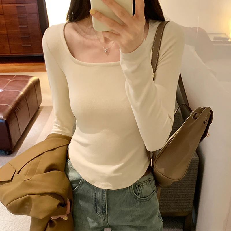 2023 повседневные женские футболки с квадратным вырезом и длинным рукавом, сезон весна-осень, облегающие сексуальные однотонные Базовые укороченные топы, модная уличная одежда 
2023 повседневные женские футболки с квадратным вырезом и длинным рукавом, сезон весна-осень, облегающие сексуальные однотонные Базовые укороченные топы, модная уличная одежда
