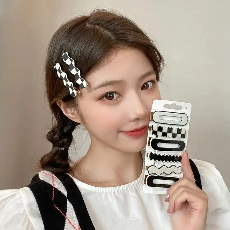 2/4/6Pcs Hairpin Women Checkerboard Plaid Hair Clip Korean Trend Acrylic Bangs Broken Hairpin Duckbill Girl Hair Accessories
2/4/6Pcs Hairpin Women Checkerboard Plaid Hair Clip Korean Trend Acrylic Bangs Broken Hairpin Duckbill Girl Hair Accessories