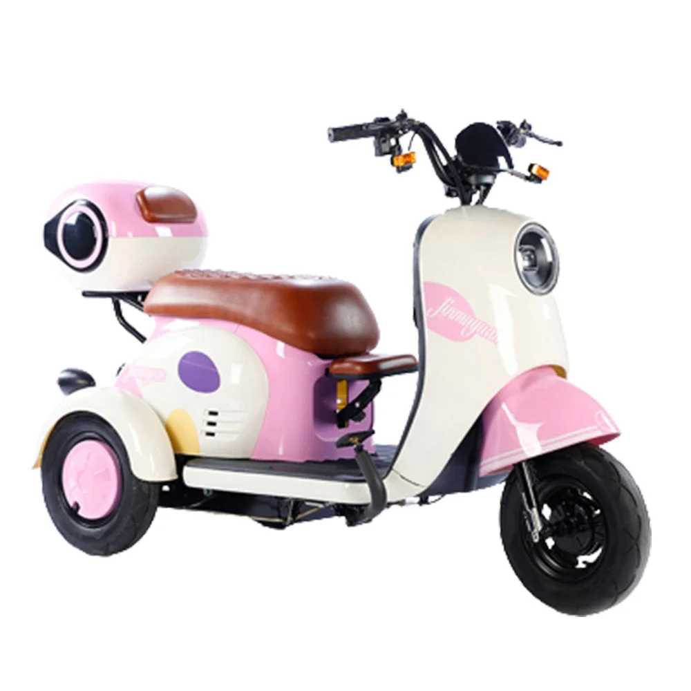 20/32A Electro Tricycle 48/60V 600/800W Lithium Battery Scooter Aluminum Alloy Frame Brushless Dual Drive Motor Drum Brake
20/32A Electro Tricycle 48/60V 600/800W Lithium Battery Scooter Aluminum Alloy Frame Brushless Dual Drive Motor Drum Brake
