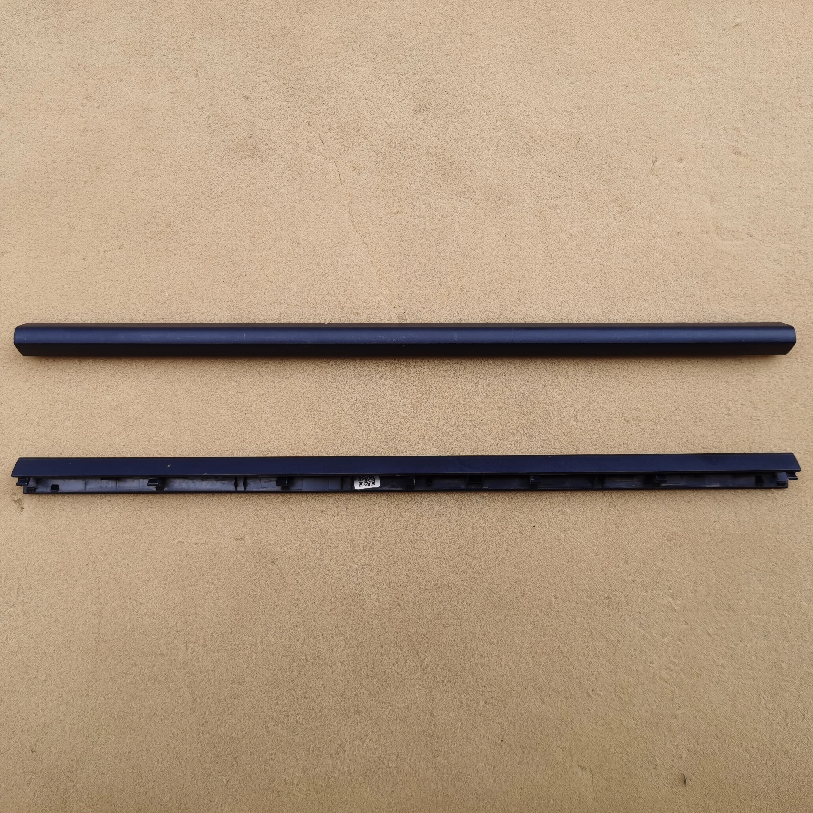 1pcs New laptop lcd hinge cover for Lenovo Ideapad 1 15IJL7 15ALC7 15IAUL dark-blue
1pcs New laptop lcd hinge cover for Lenovo Ideapad 1 15IJL7 15ALC7 15IAUL dark-blue
