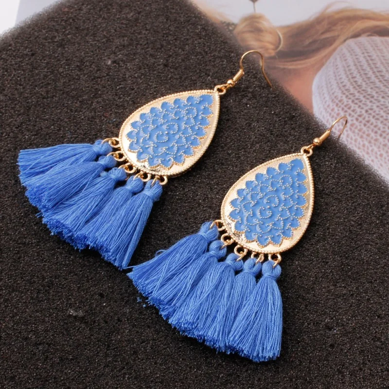 Exquisite Fashion Women Bohemian Earrings Earrings Luxury Women's New Retro Alloy Couple Engagement Earring Pendant
Exquisite Fashion Women Bohemian Earrings Earrings Luxury Women's New Retro Alloy Couple Engagement Earring Pendant