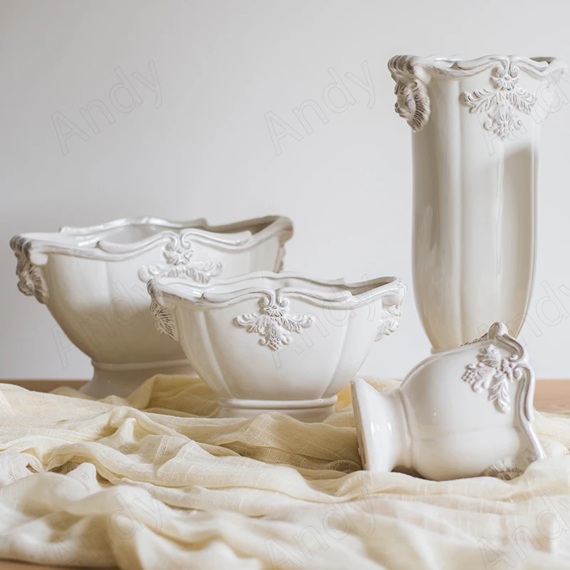 French Ceramic Vase Palace Flower Relief Decorative Living Room Flower Vases Retro Dining Room Desktop Ornaments Home Decoration
French Ceramic Vase Palace Flower Relief Decorative Living Room Flower Vases Retro Dining Room Desktop Ornaments Home Decoration