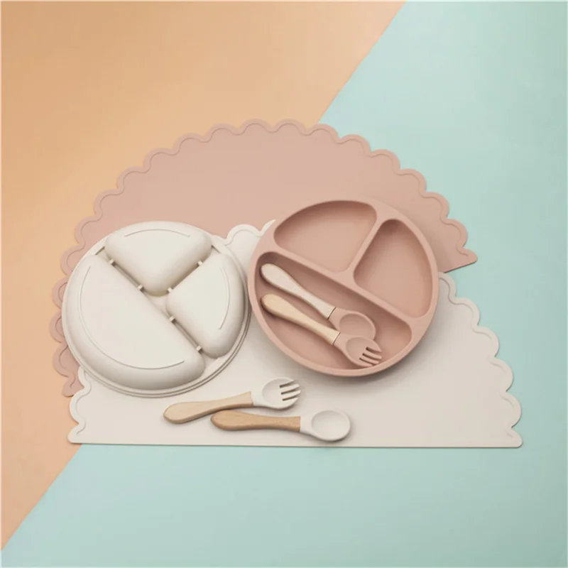 3PCS Baby Soft Silicone Children's Tableware Newborn Feeding Solid Food Dishes Plate Non-slip Placemat Training Fork Spoon
3PCS Baby Soft Silicone Children's Tableware Newborn Feeding Solid Food Dishes Plate Non-slip Placemat Training Fork Spoon