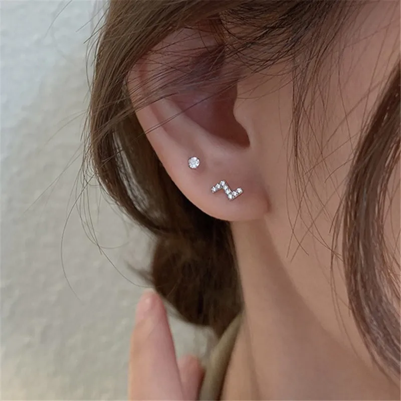 925 Sterling Silver Zircon Geometric Letter Z Shape Stud Earrings for Women Girls Elegant Fashion Party Jewelry eh1124
925 Sterling Silver Zircon Geometric Letter Z Shape Stud Earrings for Women Girls Elegant Fashion Party Jewelry eh1124