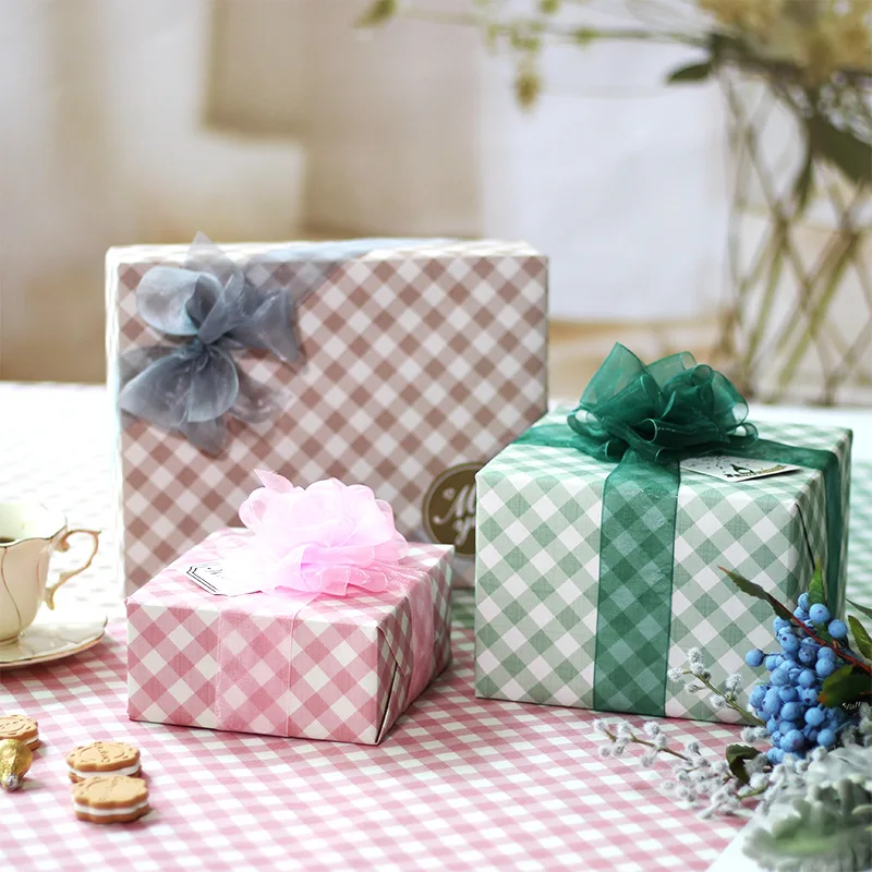 5 sheets/pack of 50*70cm matte white cowhide retro plain plaid gift paper birthday party holiday universal gift wrapping paper
5 sheets/pack of 50*70cm matte white cowhide retro plain plaid gift paper birthday party holiday universal gift wrapping paper