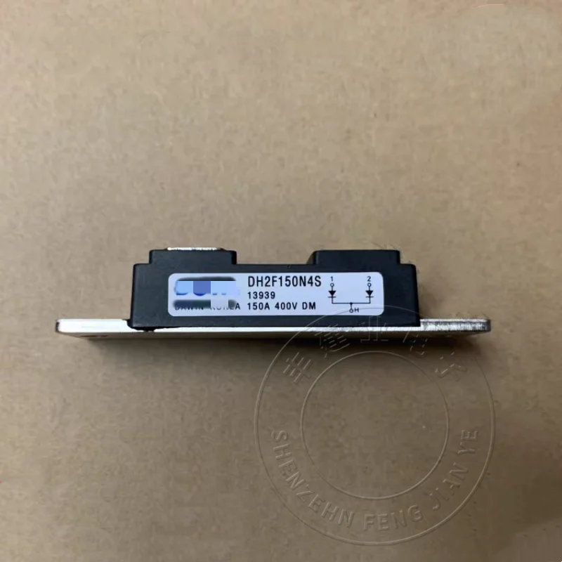 DH2F100N4S DH2F150N4SE MPJC2CA100U40 DH2F200N4S 150U40 Электросварочный аппарат 1 шт.
DH2F100N4S DH2F150N4SE MPJC2CA100U40 DH2F200N4S 150U40 Электросварочный аппарат 1 шт. 