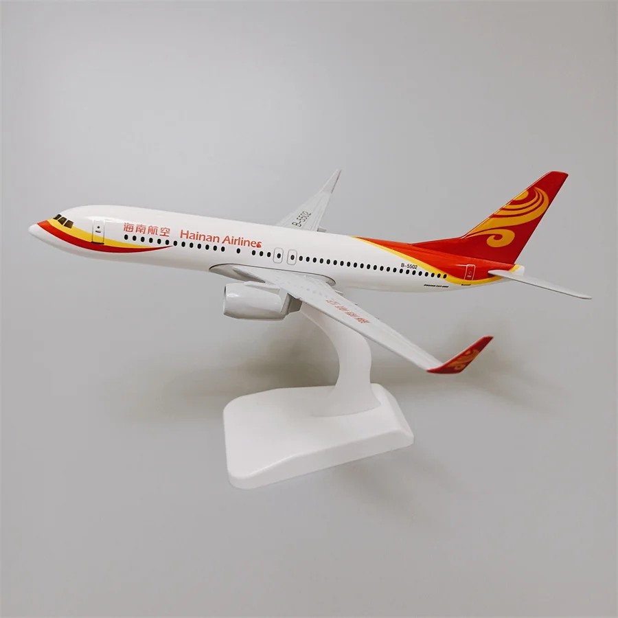 Модель самолета 20 см из металлического сплава China HaiNan Airlines B737, модель самолета HaiNan, Боинг 737-800, авиационная модель самолета
Модель самолета 20 см из металлического сплава China HaiNan Airlines B737, модель самолета HaiNan, Боинг 737-800, авиационная модель самолета