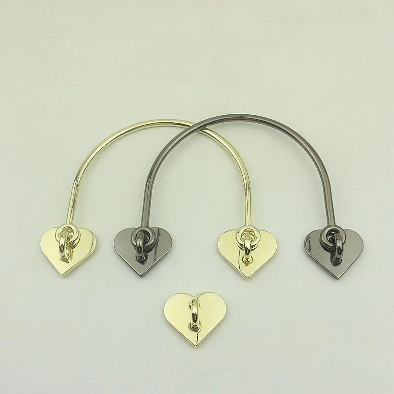 10Pcs 10cm Top Metal D Shape Heart Bag Handles Handbag Replacement Clasp Clutch Crossbody Bags Accessories DIY Leather Craft
10Pcs 10cm Top Metal D Shape Heart Bag Handles Handbag Replacement Clasp Clutch Crossbody Bags Accessories DIY Leather Craft