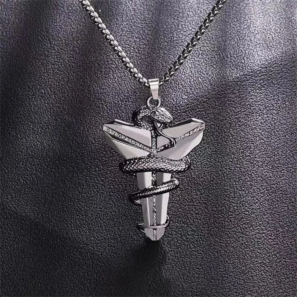Cross Necklace Black Mamba Viper hip hop pendant titanium steel men's and women's basketball fans' accessories
Cross Necklace Black Mamba Viper hip hop pendant titanium steel men's and women's basketball fans' accessories