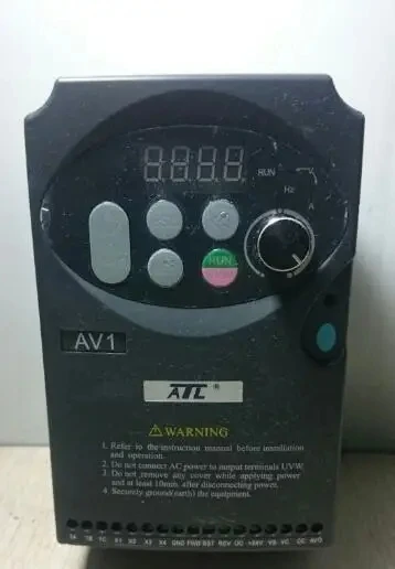 AV1-4T0007 380 кВт в инвертор, в хорошем рабочем состоянии, бесплатная доставка
AV1-4T0007 380 кВт в инвертор, в хорошем рабочем состоянии, бесплатная доставка