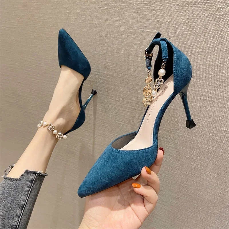 8366-21 herringbone belt Baotou sandals fairy wind medium heel summer 2021 new high heels women's thin heels
8366-21 herringbone belt Baotou sandals fairy wind medium heel summer 2021 new high heels women's thin heels