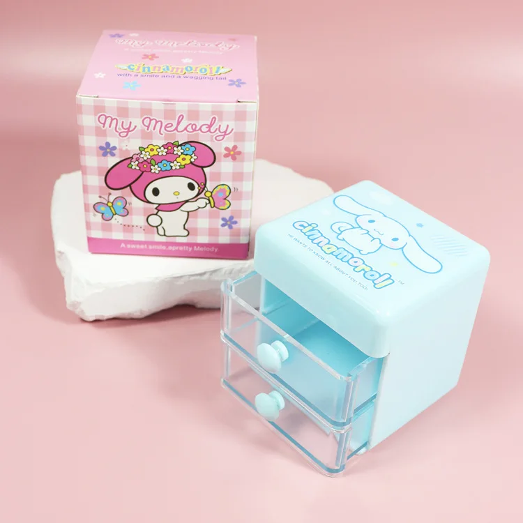 Милый Sanrio с героями мультфильмов My melody Cinnamoroll, милый двухслойный ящик, настольная коробка для хранения, коробка для хранения, подарок для студентов и праздников
Милый Sanrio с героями мультфильмов My melody Cinnamoroll, милый двухслойный ящик, настольная коробка для хранения, коробка для хранения, подарок для студентов и праздников
