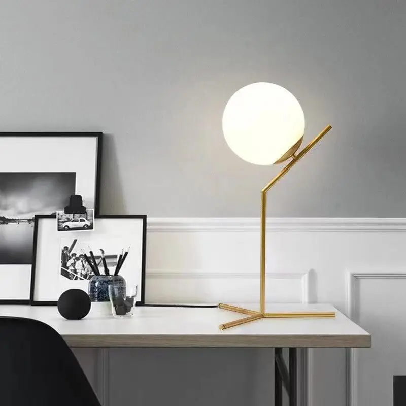 

Скандинавская современная лампа для спальни, прикроватного столика для чтения, освещение, украшение для дома, настольная лампа для кабинета, креативная