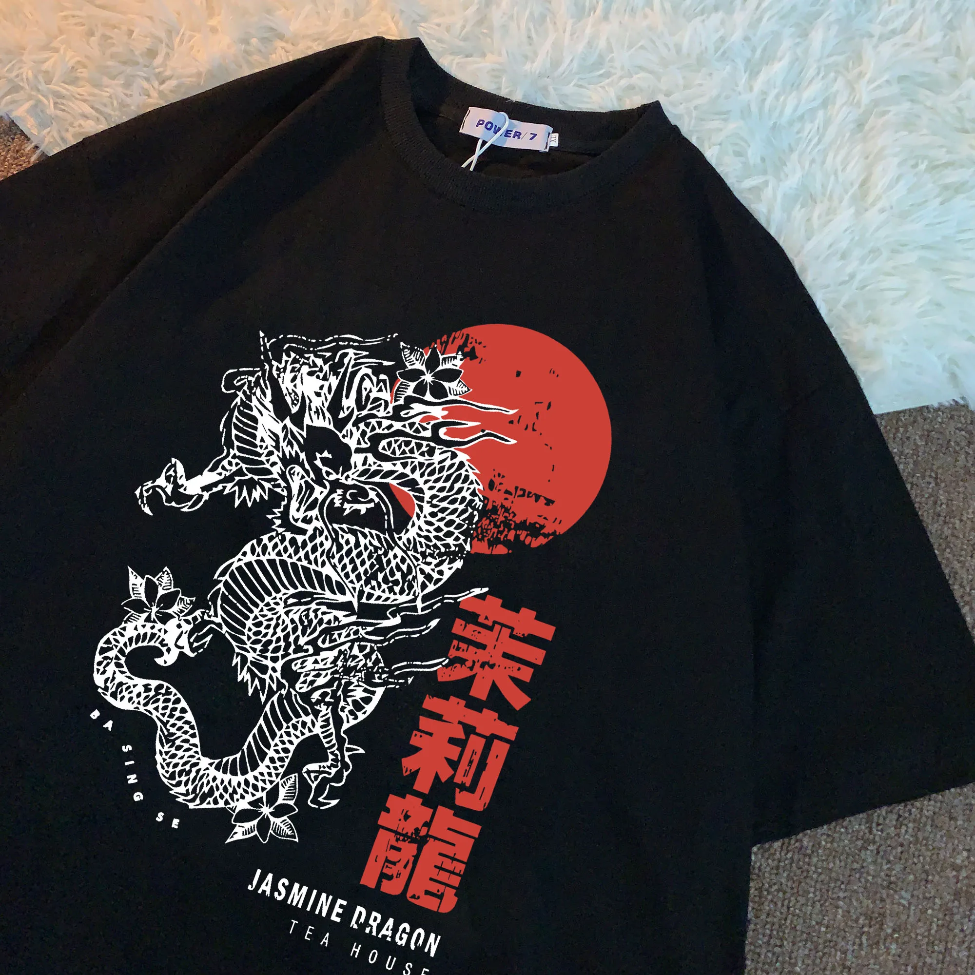 2022 New Women's T-shirt Harajuku Dragon Y2K Streetwear Tops Gothic Dragon Print Tshirt Unisex Short Sleeve Oversized T Shirt
2022 New Women's T-shirt Harajuku Dragon Y2K Streetwear Tops Gothic Dragon Print Tshirt Unisex Short Sleeve Oversized T Shirt
