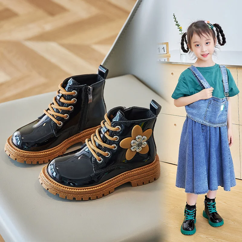 Girls Martin Boots Spring And Autumn New Little Girls Studded Or Multi-princess Shoes Korean Side Zipper Ankle Boots
Girls Martin Boots Spring And Autumn New Little Girls Studded Or Multi-princess Shoes Korean Side Zipper Ankle Boots