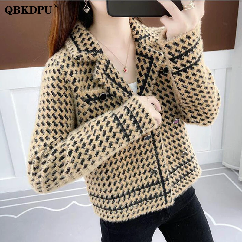 Mink Cashmere Vintage Plaid Jacket Women Korean Fleece Short Coat Casual Long Sleeve Knitted Sweater Cardigan Chaquetas Invierno
Mink Cashmere Vintage Plaid Jacket Women Korean Fleece Short Coat Casual Long Sleeve Knitted Sweater Cardigan Chaquetas Invierno