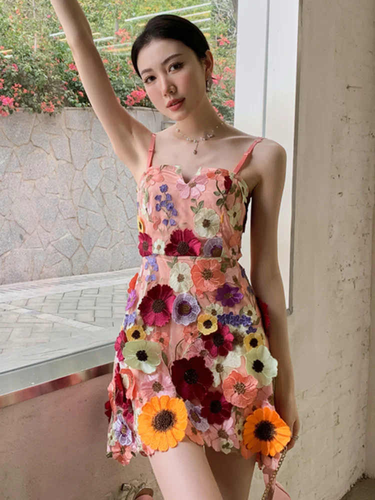 Sexy Style Three-dimensional Embroidery Flower A-line Slim Hollowing Out Sling Dresses For Women 2022 Summer New B550
Sexy Style Three-dimensional Embroidery Flower A-line Slim Hollowing Out Sling Dresses For Women 2022 Summer New B550