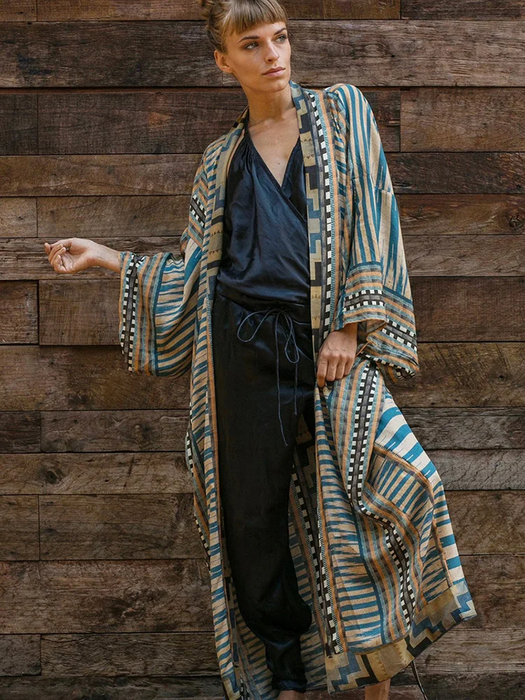 

Elegant Vintage Geometric Beach Kimono Bohemian Oversized Cardigan With Belt Holiday Slim Ethnic Tribe Swimsuits Cover Up