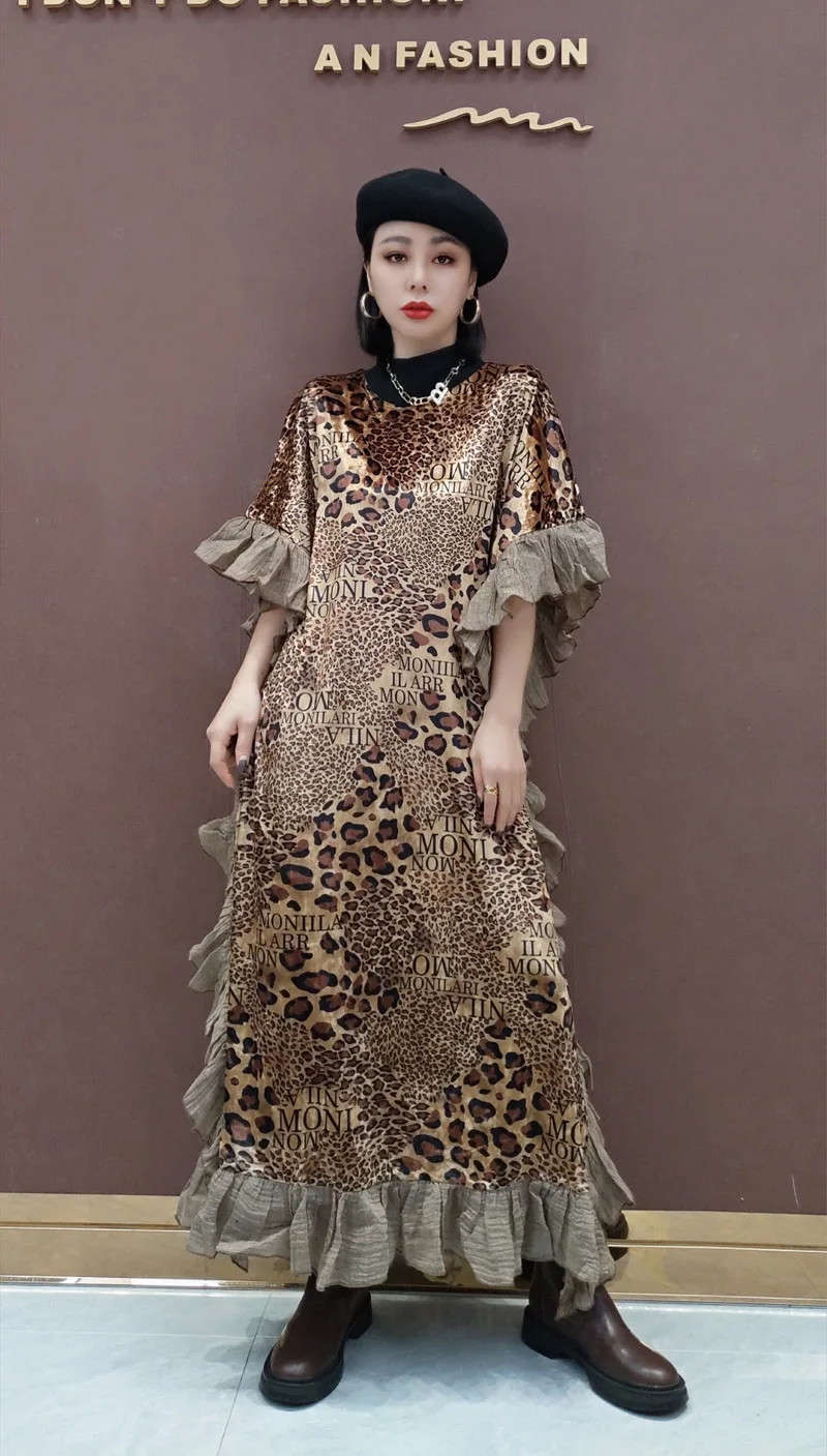 SuperAen 2022 Spring New Fashion Velvet Leopard Print Slim O Neck Flounced Edge A-LINE Casual Dresses Women
SuperAen 2022 Spring New Fashion Velvet Leopard Print Slim O Neck Flounced Edge A-LINE Casual Dresses Women
