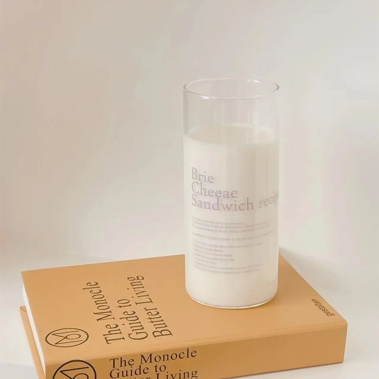 Стеклянная кружка Lazzy house 350 мл
Стеклянная кружка Lazzy house 350 мл