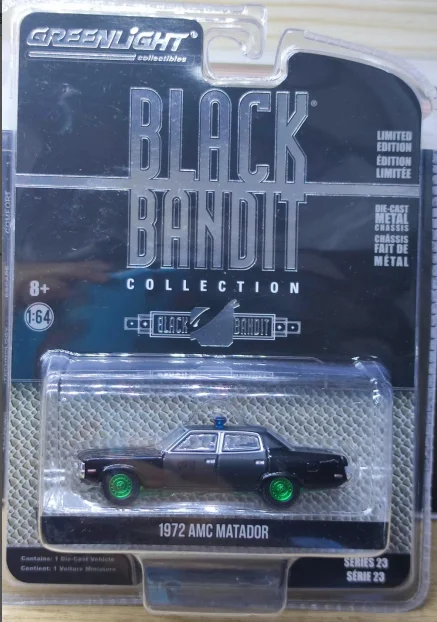 1:64 1972 AMC Matador Mafia Season 23 Bullfighter Police Car Green Edition Collection of car models
1:64 1972 AMC Matador Mafia Season 23 Bullfighter Police Car Green Edition Collection of car models