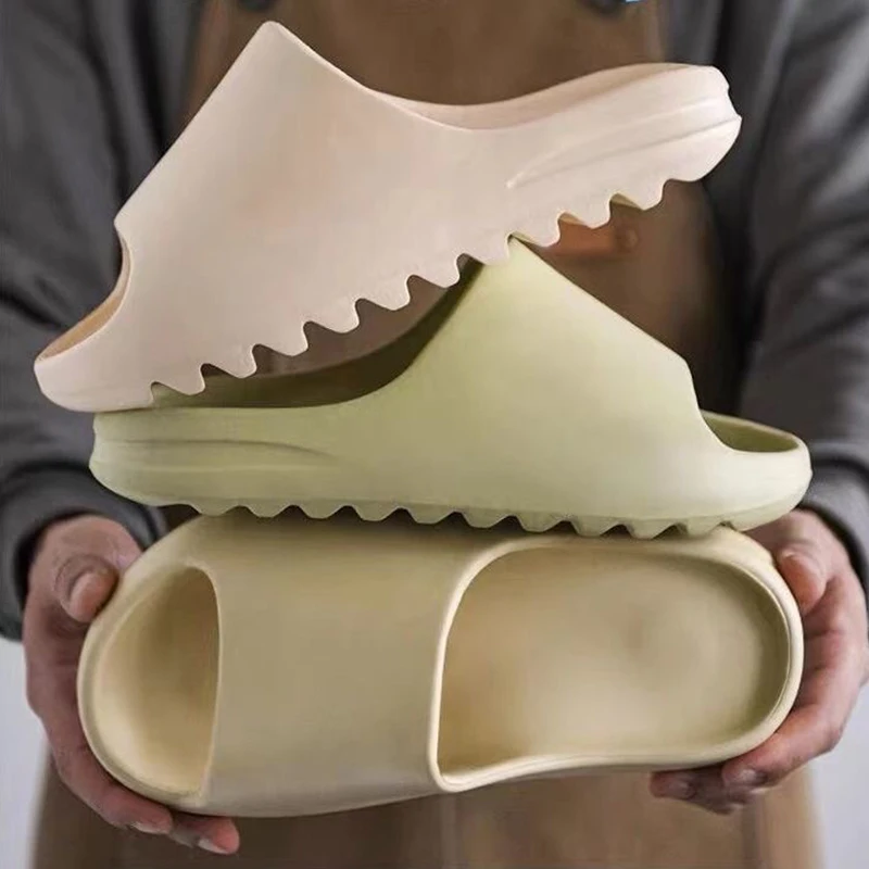 Unisex wave sole fahione platform slippers Men non-slip solid color designer shoes Summer beach ligth foam sandals runner male
Unisex wave sole fahione platform slippers Men non-slip solid color designer shoes Summer beach ligth foam sandals runner male