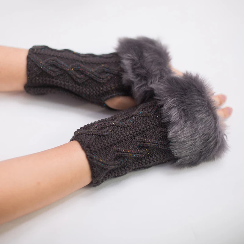 Fashion Faux Fur Winter Knitted Warm Gloves Women Plush Hand Warm Short Fingerless Mitten Half Finger Wool Outdoor Sports Glove
Fashion Faux Fur Winter Knitted Warm Gloves Women Plush Hand Warm Short Fingerless Mitten Half Finger Wool Outdoor Sports Glove