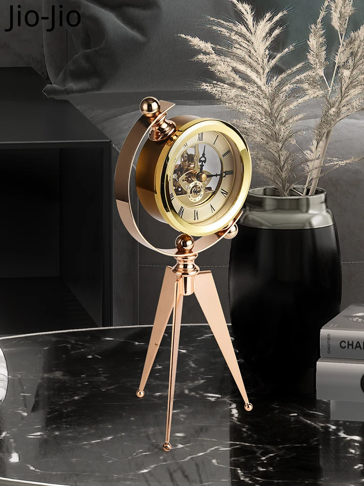 Modern Luxury Table Clock Silent Metal Gold Clock Desktop Living Room Decoration Desk Clock Creative Watch Reloj Escritorio
Modern Luxury Table Clock Silent Metal Gold Clock Desktop Living Room Decoration Desk Clock Creative Watch Reloj Escritorio