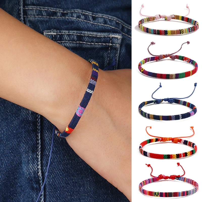 1PCS Hand-Knitted Colorful Bracelets Bohemian Style Cotton Linen Twist Bracelet Wrist Decoration
1PCS Hand-Knitted Colorful Bracelets Bohemian Style Cotton Linen Twist Bracelet Wrist Decoration