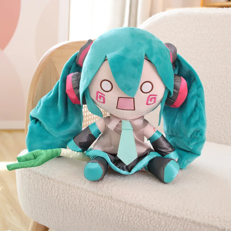 Милая плюшевая игрушка Hatsune Miku, милая пушистая мягкая Набивная игрушка, украшающая диванная подушка, украшение для комнаты, домашний декор, праздничный подарок
Милая плюшевая игрушка Hatsune Miku, милая пушистая мягкая Набивная игрушка, украшающая диванная подушка, украшение для комнаты, домашний декор, праздничный подарок