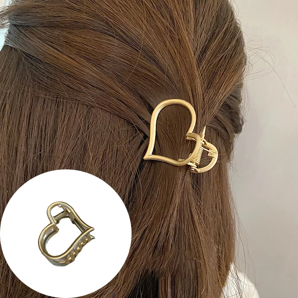 New Women Girls Cute Heart Hollow Geometric Gold Alloy Hair Claws Sweet Headband Hair Clips Hairpins Fashion Hair Accessories
New Women Girls Cute Heart Hollow Geometric Gold Alloy Hair Claws Sweet Headband Hair Clips Hairpins Fashion Hair Accessories